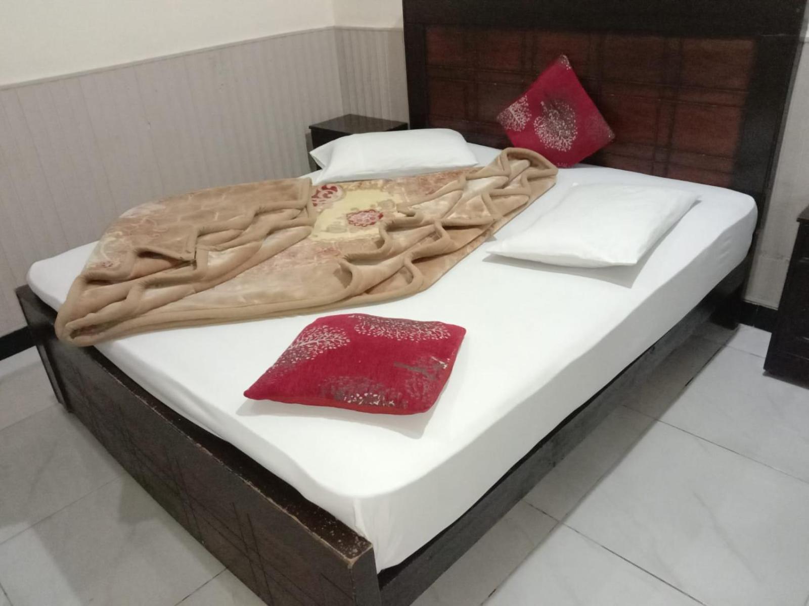 Hotel Khursheed Palace Rawalpindi Esterno foto