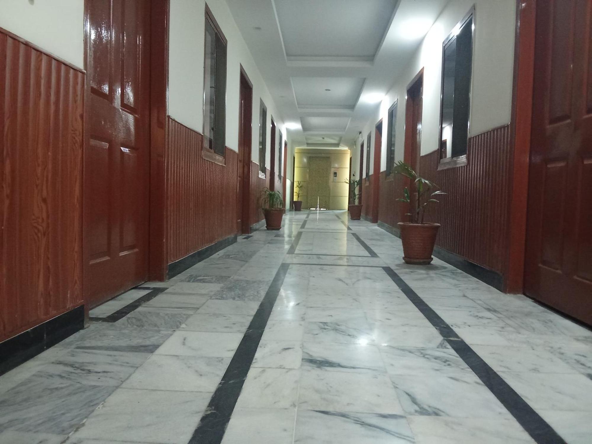 Hotel Khursheed Palace Rawalpindi Esterno foto
