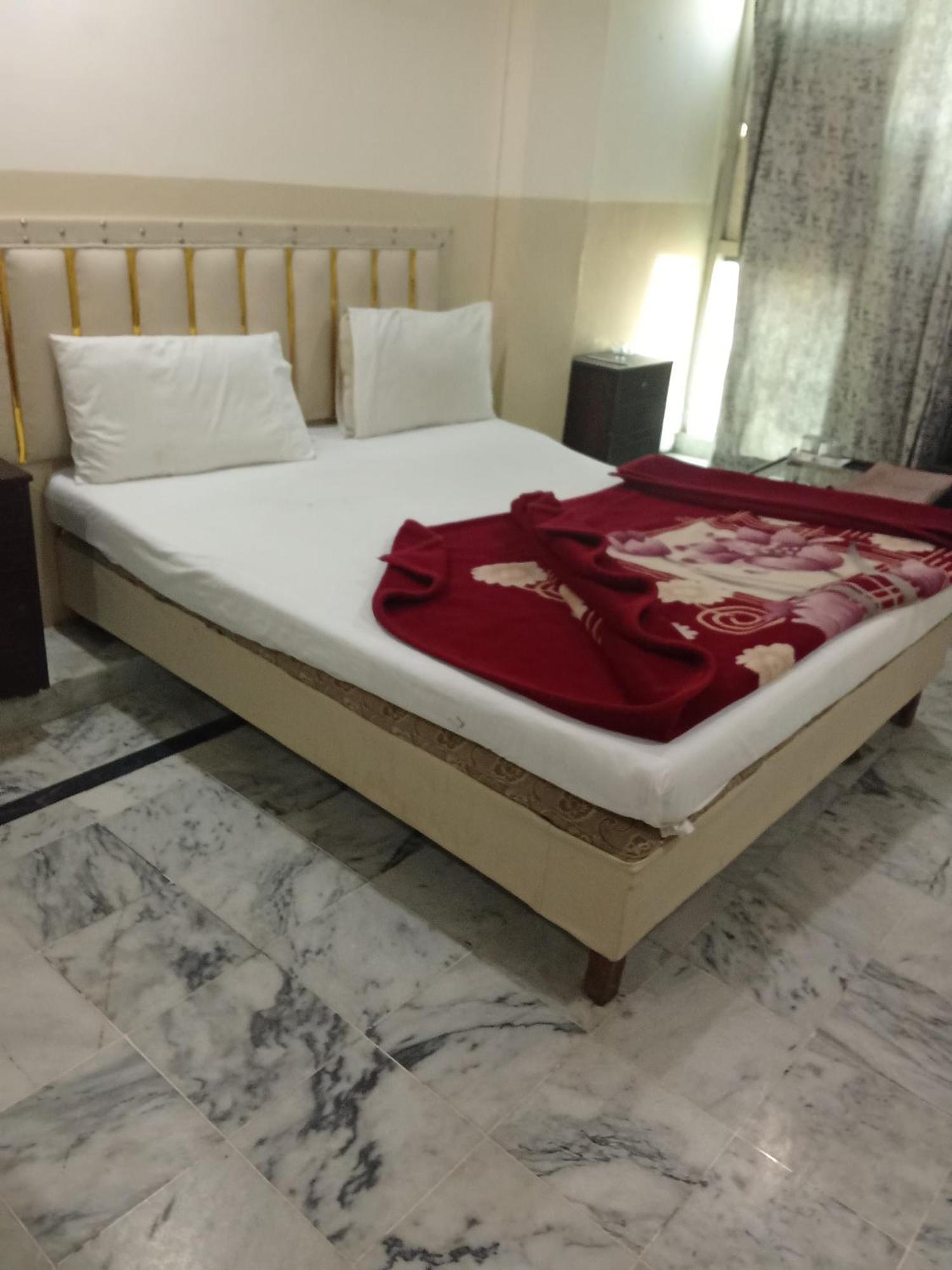 Hotel Khursheed Palace Rawalpindi Esterno foto